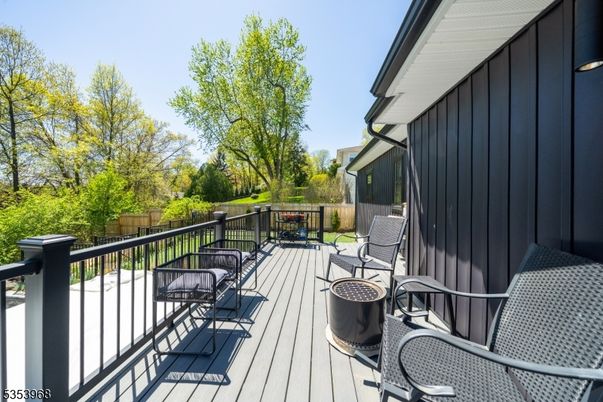 Exterior, Wood Texture Flooring