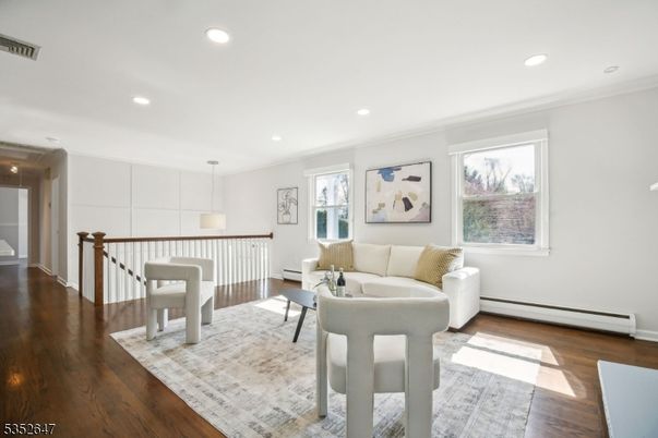 Interior, Living room, Pendant Lights, Recessed Lighting, Wood Texture Flooring