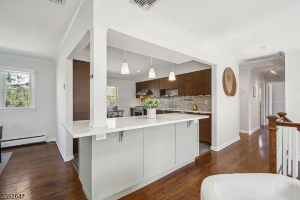 Interior, Kitchen, Pendant Lights, Wood Texture Flooring
