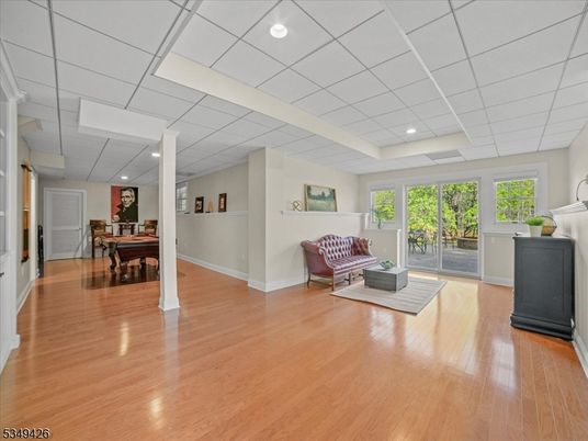 Interior, Living room, Piano, Recessed Lighting, Wood Texture Flooring