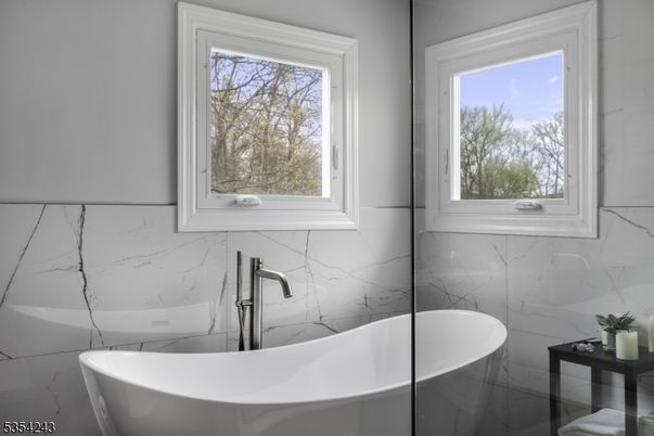 Bathroom, Free Standing Baths, Interior, Marble Walls