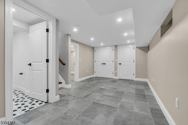 Interior, Recessed Lighting