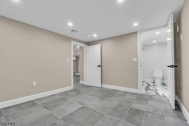Bathroom, Empty room, Interior, Recessed Lighting