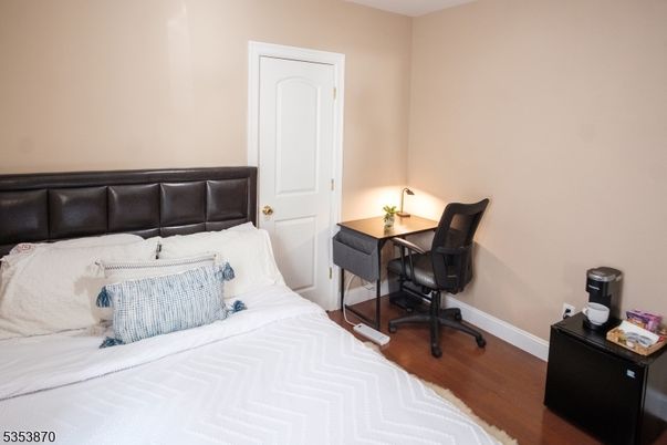 Bedroom, Home Office, Interior, Wood Texture Flooring