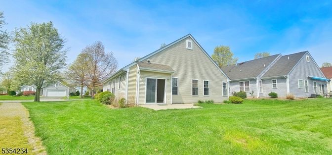 Backyard, Detached Garage, Exterior