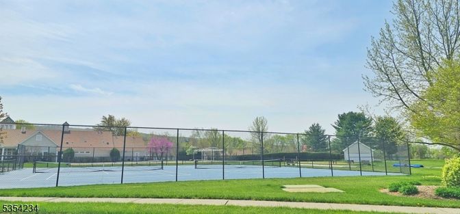 Exterior, Tennis Courts