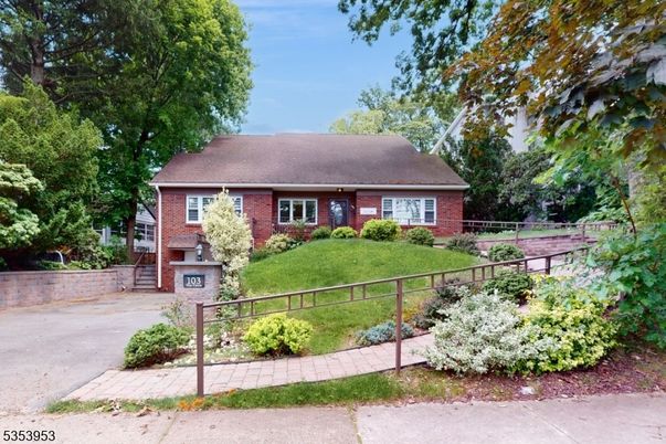 Attached, Exterior, Facade, Brick Facade, Cape Cod