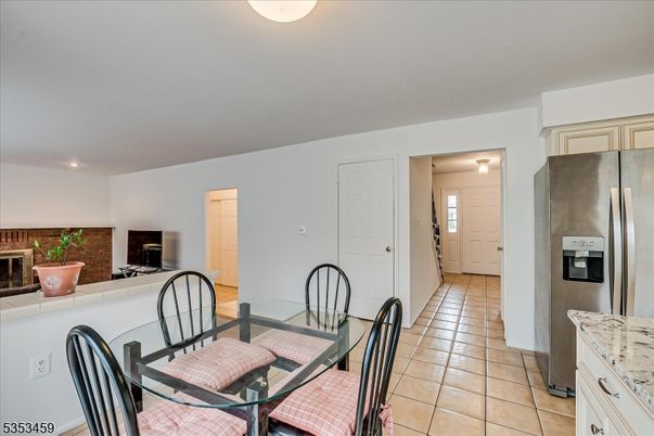 Dining room, Interior, Kitchen, Recessed Lighting