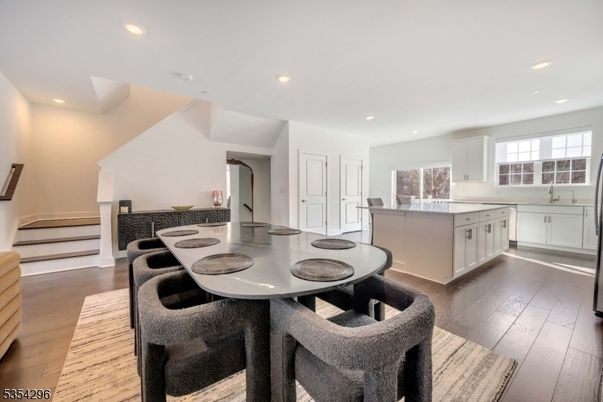 Dining room, Interior, Kitchen, Recessed Lighting, Wood Texture Flooring