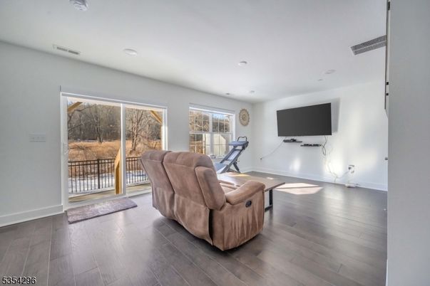 Fitness Equipment, Interior, Recessed Lighting, Wood Texture Flooring