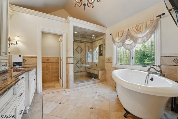 Bathroom, Dual Sink Vanities, Free Standing Baths, Glass Shower, Interior, Recessed Lighting