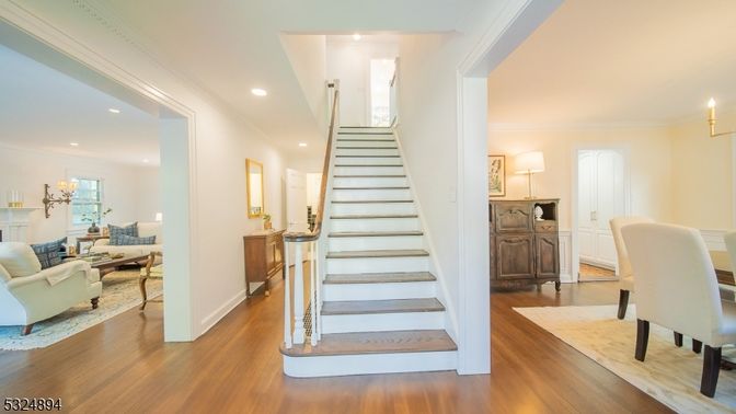 Chandelier, Interior, Living room, Recessed Lighting, Wood Texture Flooring