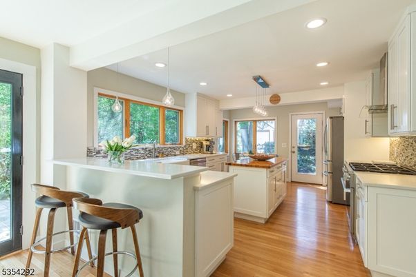 Interior, Kitchen, Pendant Lights, Recessed Lighting, Wood Texture Flooring