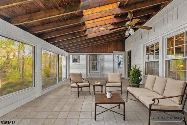 Interior, Living room, Sun Room, Wooden Beams, Wooden Ceilings