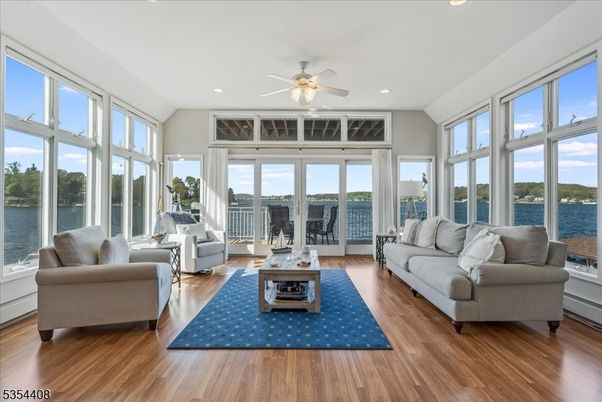 Interior, Living room, Recessed Lighting, Sun Room, Water, Wood Texture Flooring