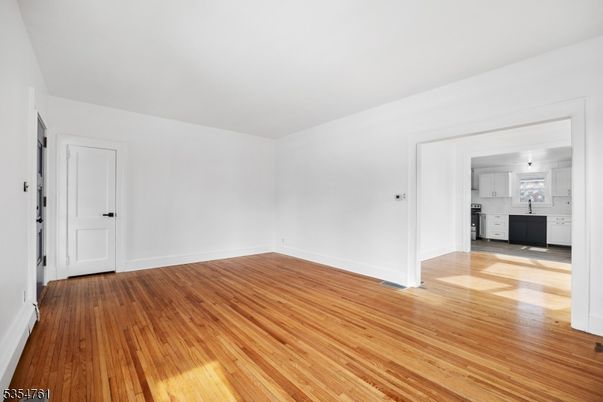 Empty room, Interior, Kitchen, Wood Texture Flooring