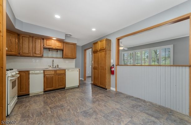 Interior, Kitchen, Recessed Lighting