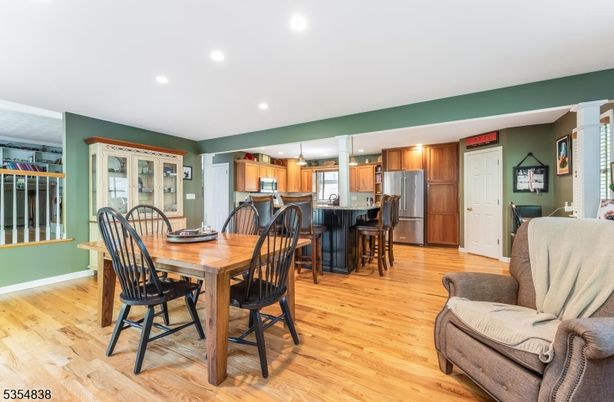 Dining room, Interior, Kitchen, Recessed Lighting, Wood Texture Flooring