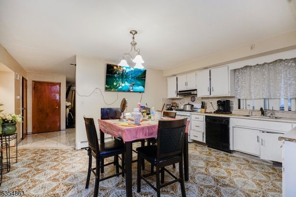 Dining room, Interior, Kitchen, Pendant Lights