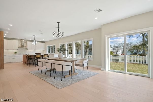 Dining room, Interior, Kitchen, Pendant Lights, Recessed Lighting, Wood Texture Flooring
