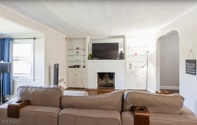 Fireplace, Interior, Living room
