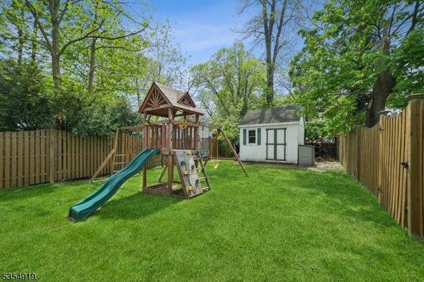 Backyard, Exterior, Playground