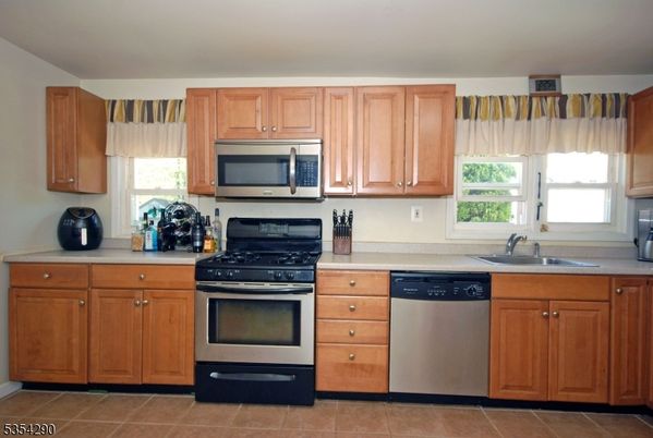 Interior, Kitchen, Stainless Steel Appliances