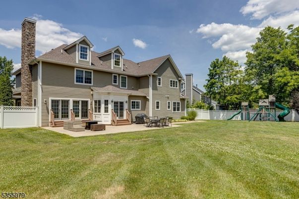Backyard, Exterior, Playground