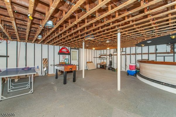 Game Room, Interior, Wooden Beams