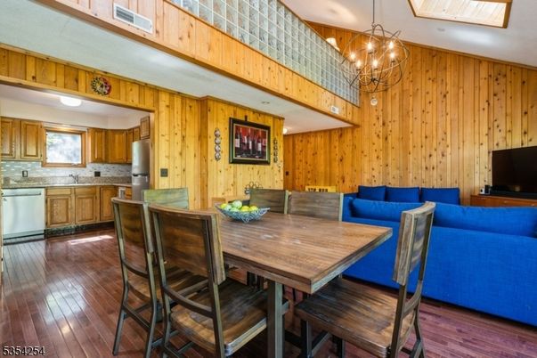 Chandelier, Dining room, Interior, Kitchen, Living room, Wood Texture Flooring, Wooden Walls