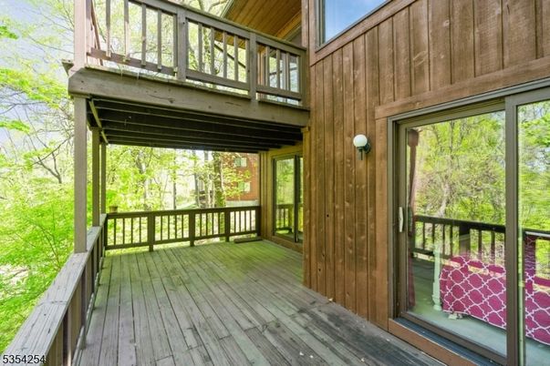 Exterior, Wood Texture Flooring