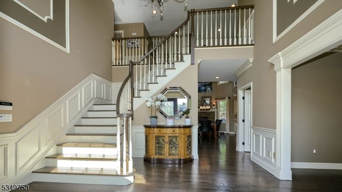 Chandelier, Interior, Recessed Lighting, Wood Texture Flooring