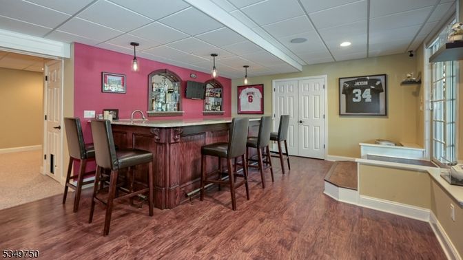 Interior, Pendant Lights, Recessed Lighting, Wood Texture Flooring