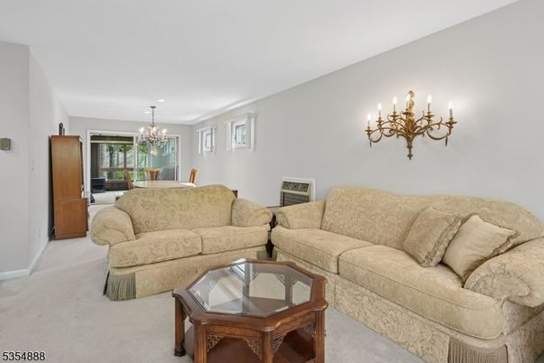 Chandelier, Dining room, Interior, Living room