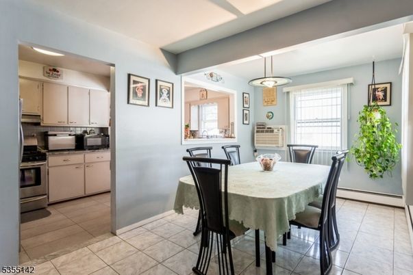 Dining room, Interior, Kitchen, Pendant Lights