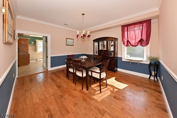 Chandelier, Dining room, Interior, Pendant Lights, Wood Texture Flooring