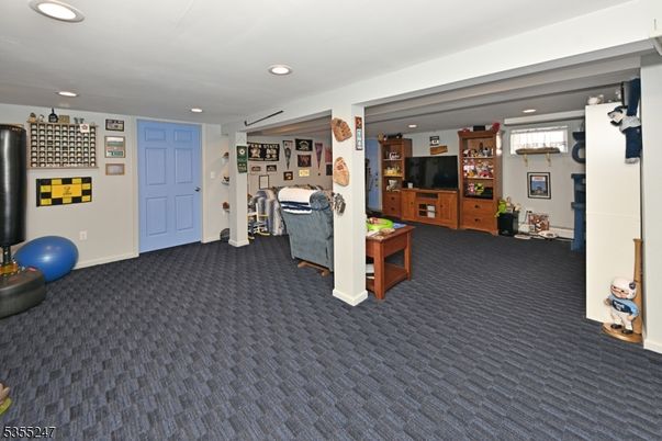 Fitness Equipment, Interior, Recessed Lighting