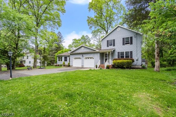 Attached, Backyard, Exterior, Facade, Split Level