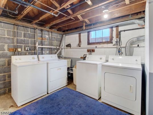 Interior, Utility Closets, Washer, Wooden Beams