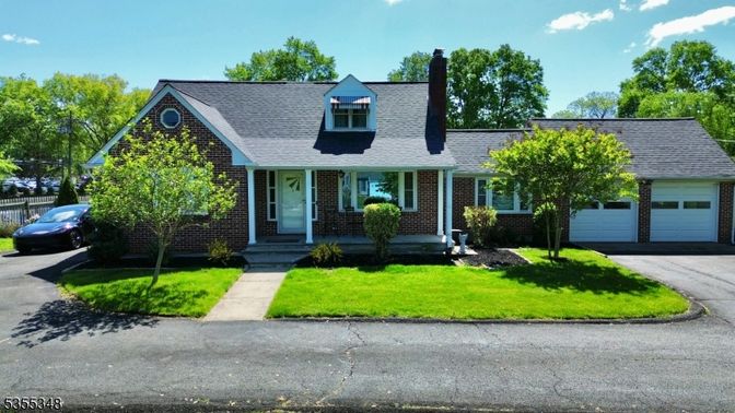 Attached, Exterior, Facade, Brick Facade, Cape Cod