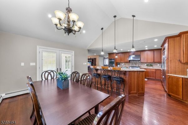 Chandelier, Dining room, Interior, Kitchen, Pendant Lights, Recessed Lighting, Wood Texture Flooring