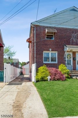 Exterior, Facade, Brick Facade, None