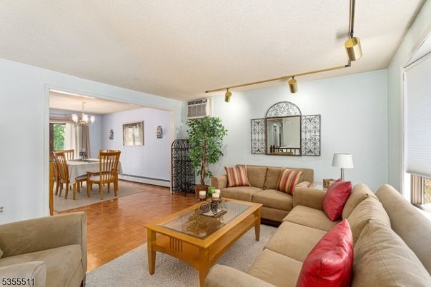 Chandelier, Dining room, Interior, Living room, Pendant Lights, Wood Texture Flooring
