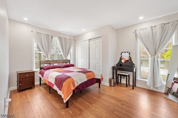Bedroom, Interior, Piano, Recessed Lighting, Wood Texture Flooring