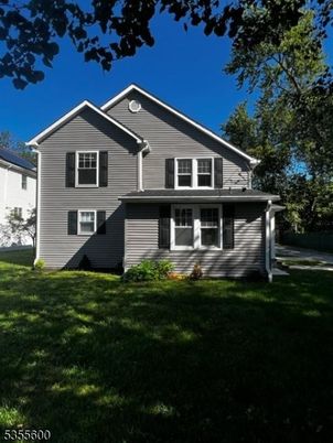 Backyard, Exterior, Facade, American Craftsman