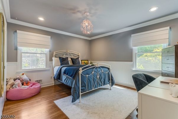 Bedroom, Home Office, Interior, Pendant Lights, Recessed Lighting, Wood Texture Flooring