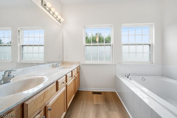 Bathroom, Dual Sink Vanities, Interior, Wood Texture Flooring