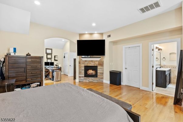 Fireplace, Interior, Kitchen, Recessed Lighting, Wood Texture Flooring