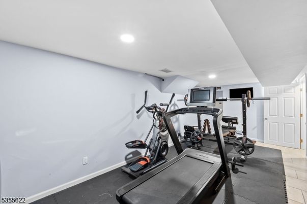 Fitness Equipment, Interior, Recessed Lighting
