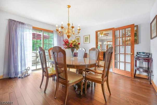 Chandelier, Dining room, Interior, Wood Texture Flooring